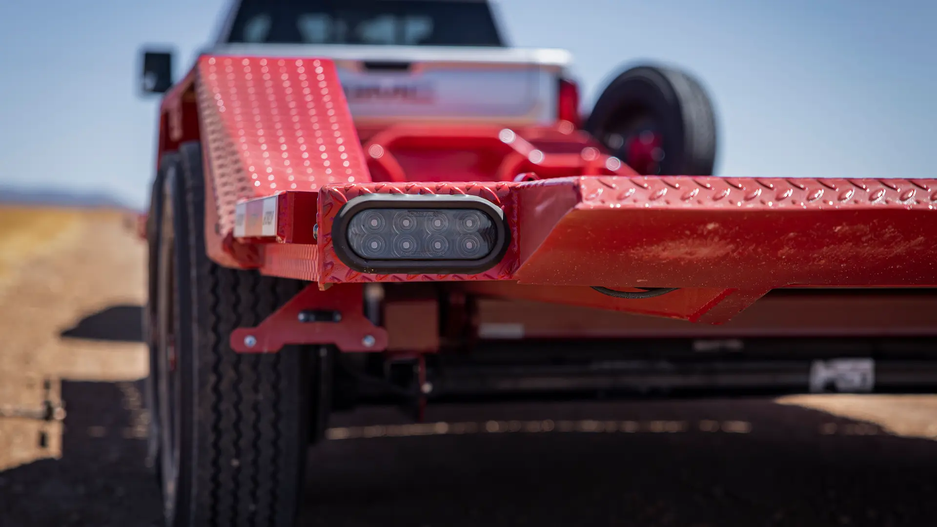 horizon trailers img